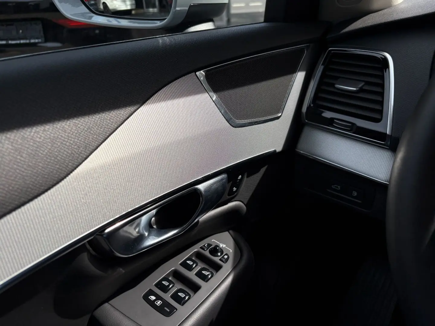 XC90 T8 AWD Core  7-Locuri