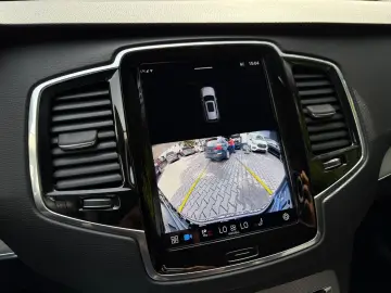 XC90 T8 AWD Core  7-Locuri