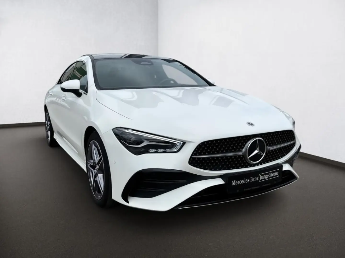 CLA 200 Coupé AMG-Adv+*Pano*WiP*KeyGo+HFA*Ambi*