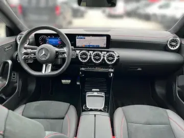 CLA 200 Coupé AMG-Adv+*Pano*WiP*KeyGo+HFA*Ambi*