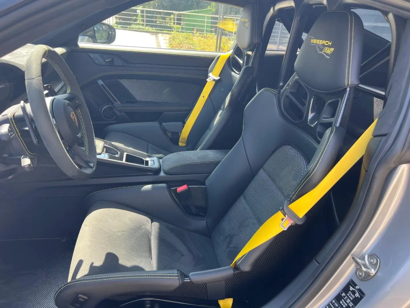 PORSCHE 992 GT3 RS WEISSACH: