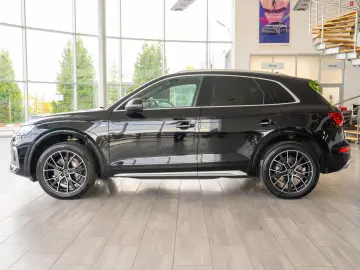 Audi Q5 55 TFSI e quattro S-tronic S line