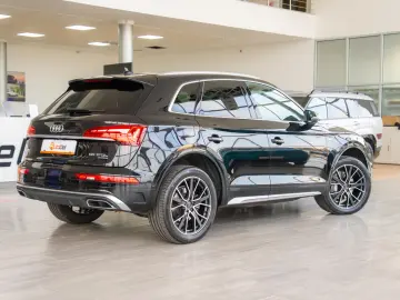 Audi Q5 55 TFSI e quattro S-tronic S line