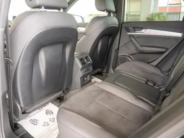 Audi Q5 55 TFSI e quattro S-tronic S line
