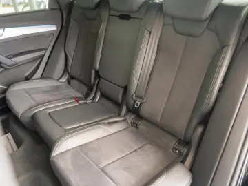 Audi Q5 55 TFSI e quattro S-tronic S line