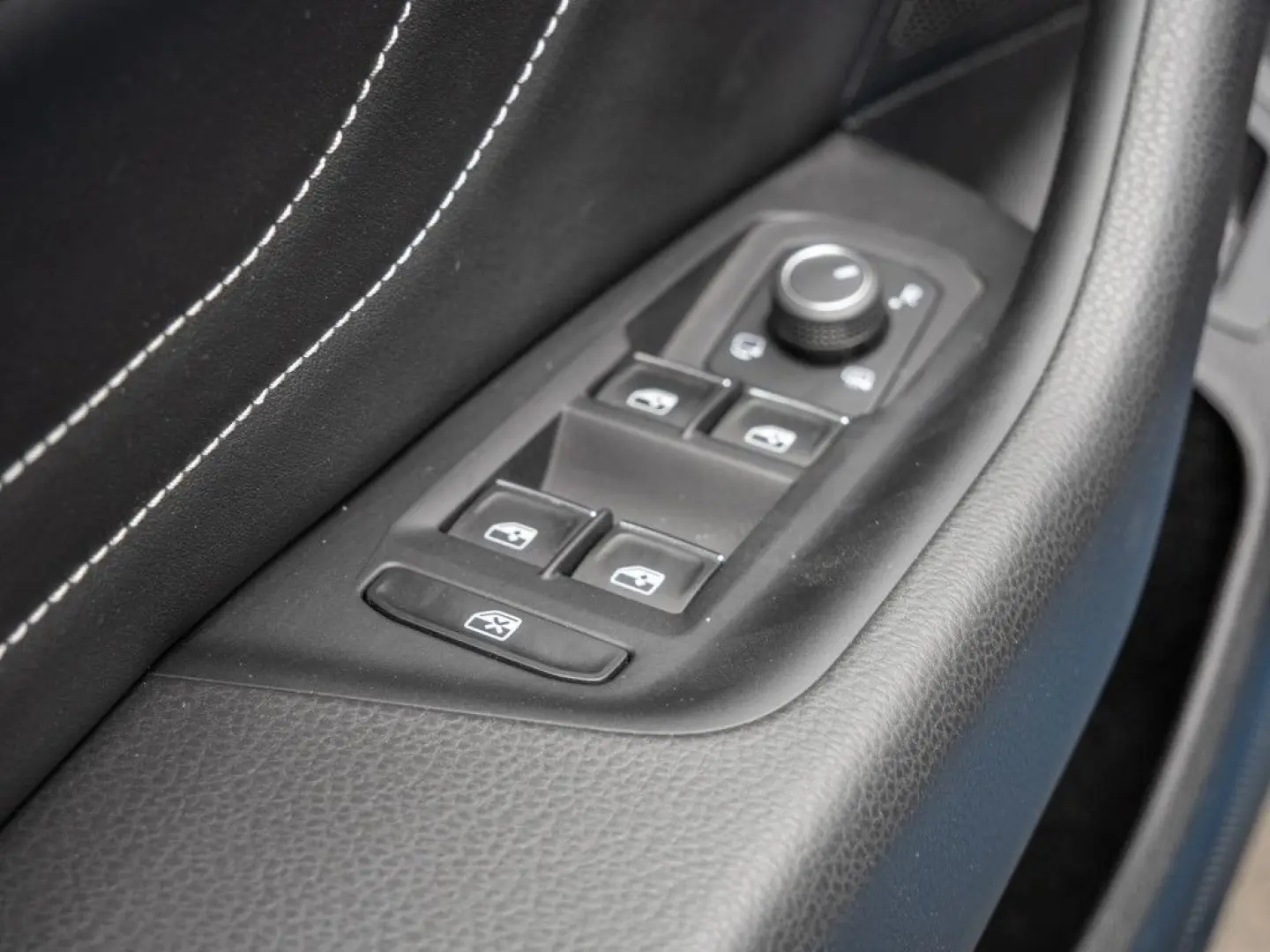 VOLKSWAGEN Arteon 2.0 TDI Elegance ACC 360° LEASING