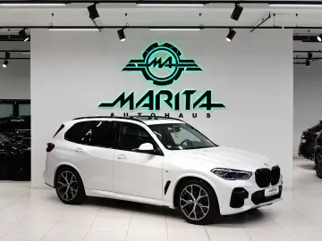 BMW X5 30d M-PAKET 7 LOCURI ACC LUFT PANO 3D H&K LASER