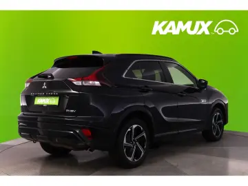 MITSUBISHI Eclipse Cross 2.4MIVEC 4WD Aut+LED+KAMERA LEASING