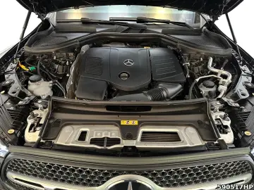 MERCEDES BENZ GLC300 e 4M AMG DigitalLight 20