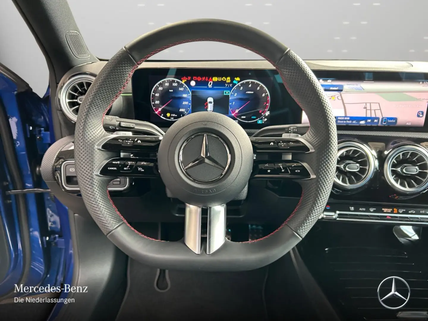 MERCEDES BENZ A220 4MATIC AMG PLUS /Memory/LEASING