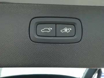 XC90 Plus T8 AWD/Memory/Kamera/H&K/BLIS/Carplay