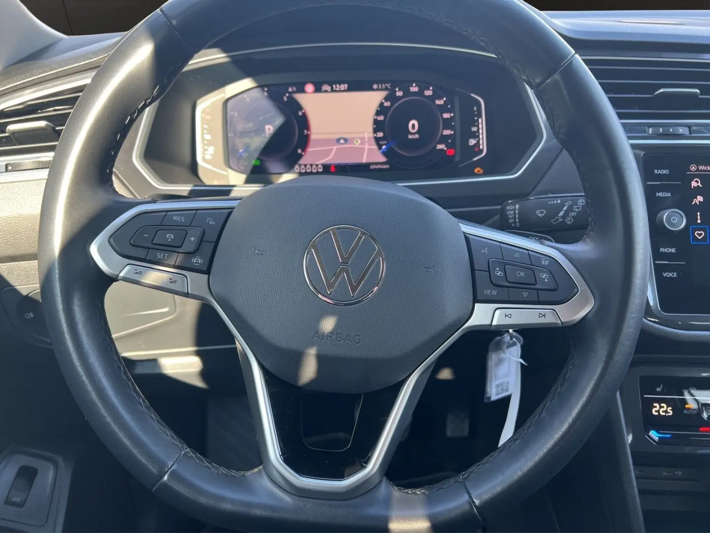 VOLKSWAGEN Tiguan Allspace 1.5TSI Life DSG 7 Sitze+LEASING