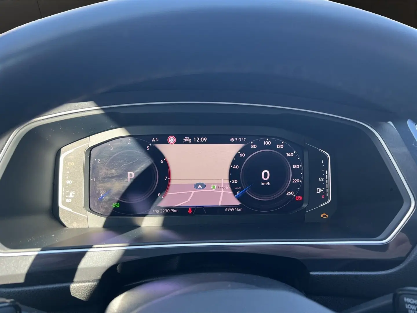VOLKSWAGEN Tiguan Allspace 1.5TSI Life DSG 7 Sitze+LEASING