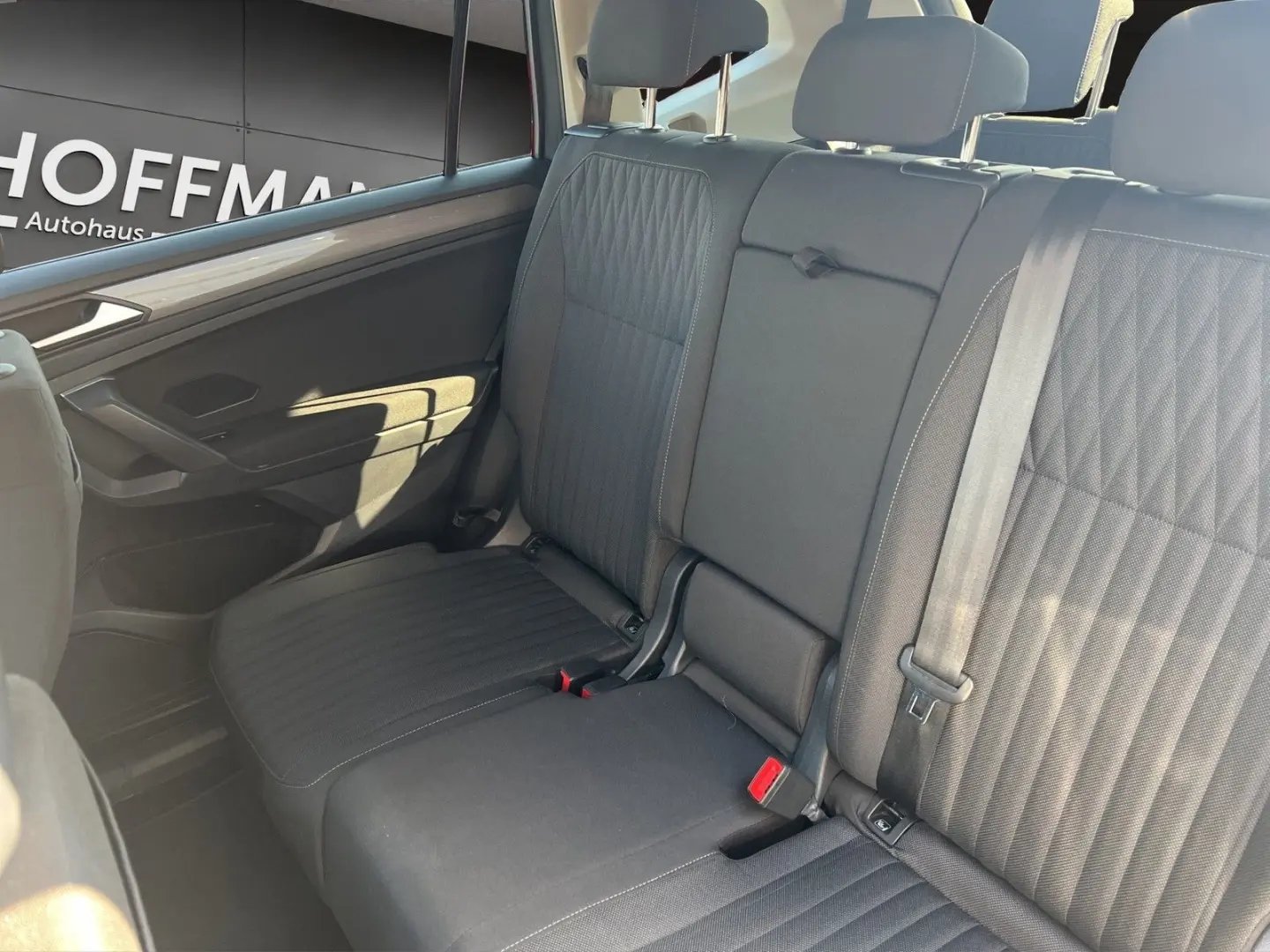 VOLKSWAGEN Tiguan Allspace 1.5TSI Life DSG 7 Sitze+LEASING