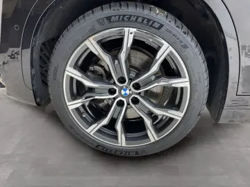 BMW X1 xDrive25e Sportpaket Head-Up HiFi LEASING