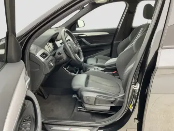 BMW X1 xDrive25e Sportpaket Head-Up HiFi LEASING