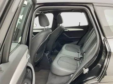 BMW X1 xDrive25e Sportpaket Head-Up HiFi LEASING