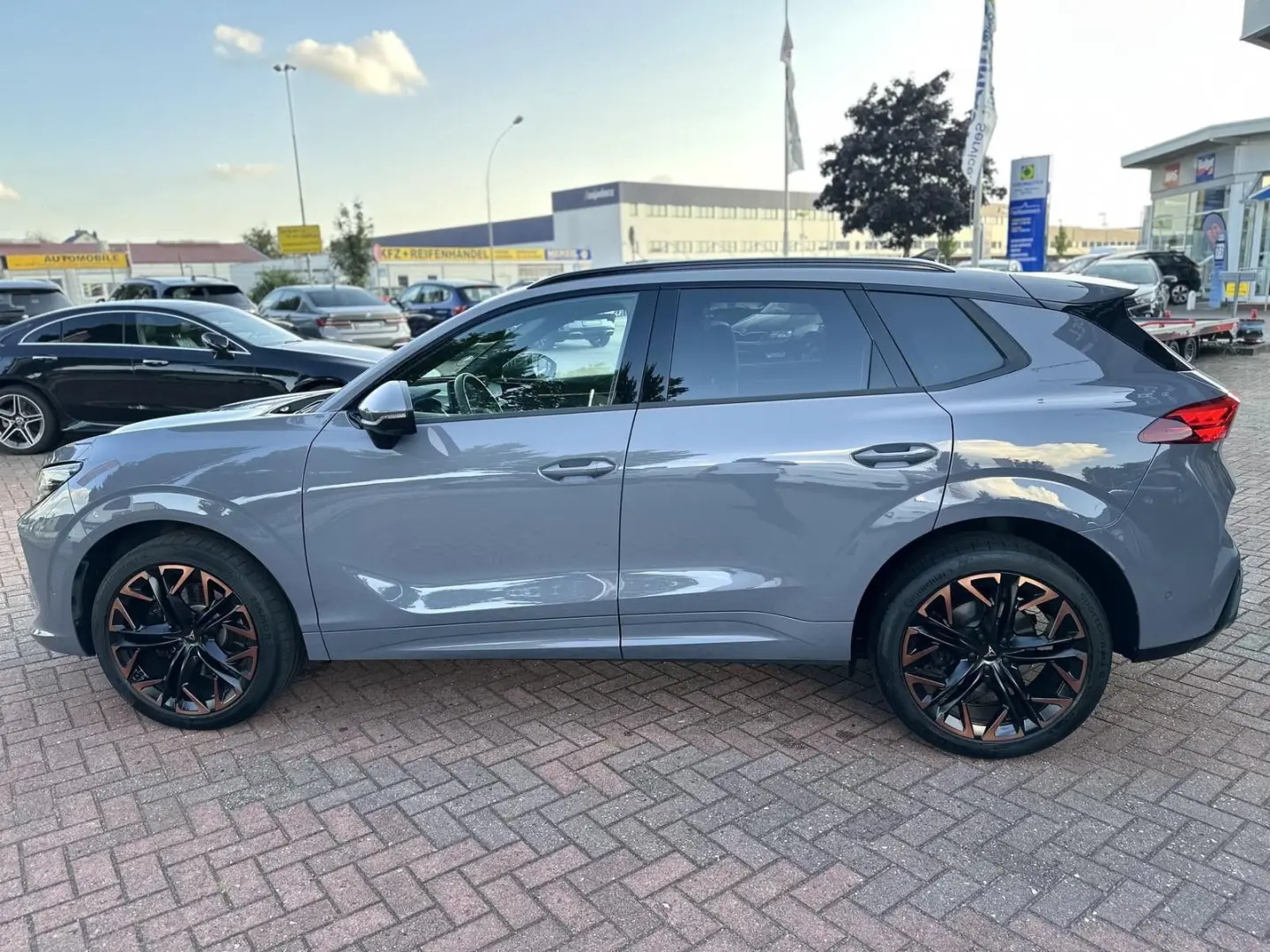 CUPRA Terramar 4Drive VZ LED PANO 360° DSG LEASING