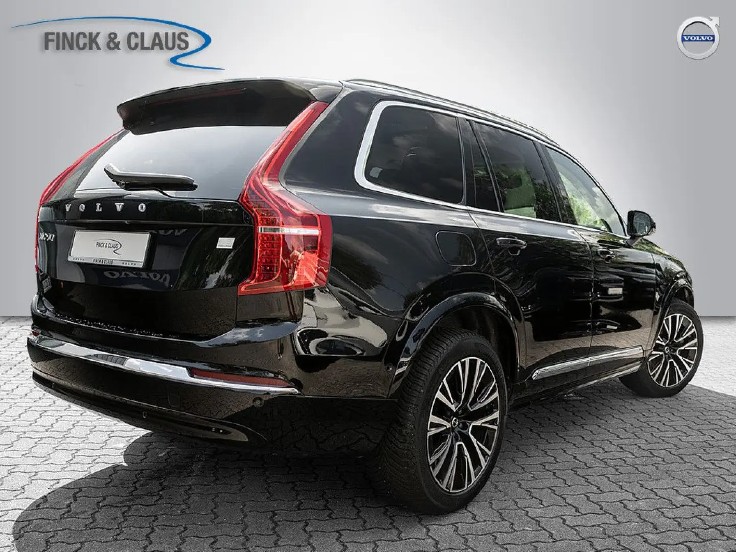 VOLVO XC90 T8 AWD Ultra Bright PANO 360° 7-LOCURI/LEASING