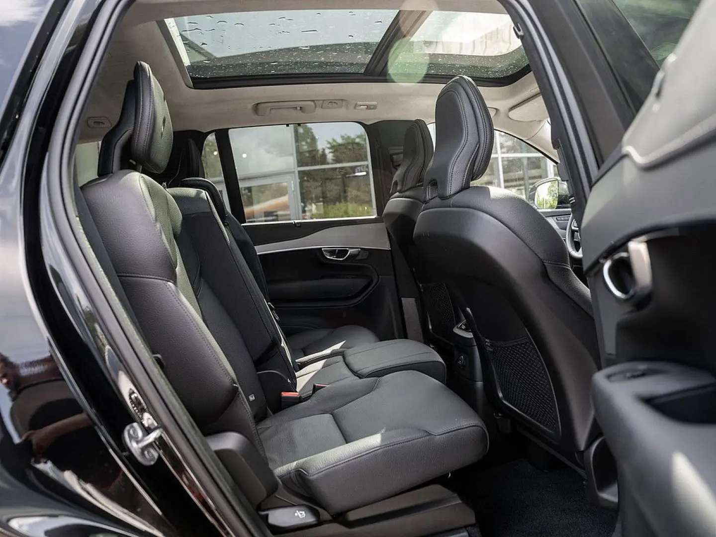 VOLVO XC90 T8 AWD Ultra Bright PANO 360° 7-LOCURI/LEASING