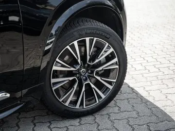 VOLVO XC90 T8 AWD Ultra Bright PANO 360° 7-LOCURI/LEASING