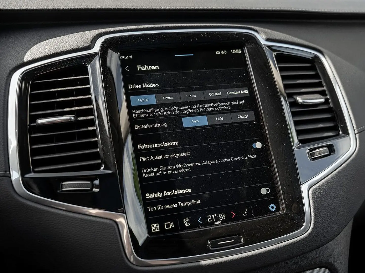 VOLVO XC90 T8 AWD Ultra Bright PANO 360° 7-LOCURI/LEASING