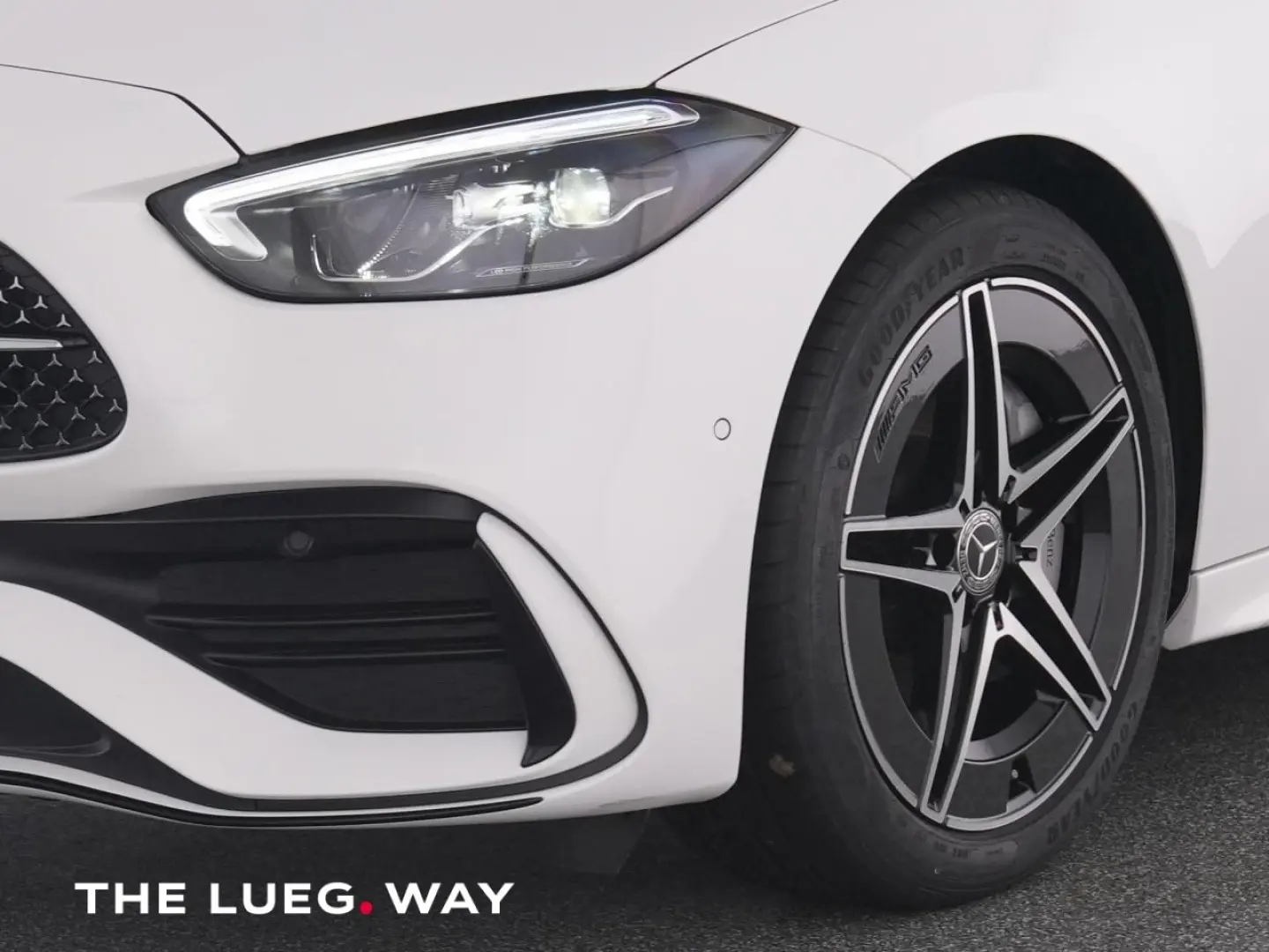 MERCEDES BENZ C220 d AMG+LED-Night+Mem+LEASING