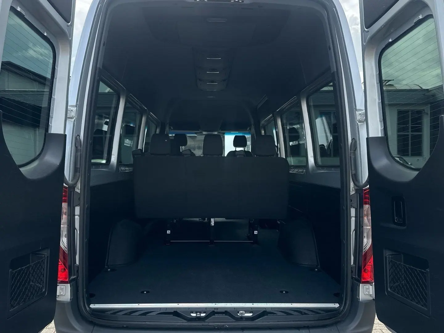 MERCEDES BENZ Sprinter 317 CDI L3H2 Dachklima 9G LEASING