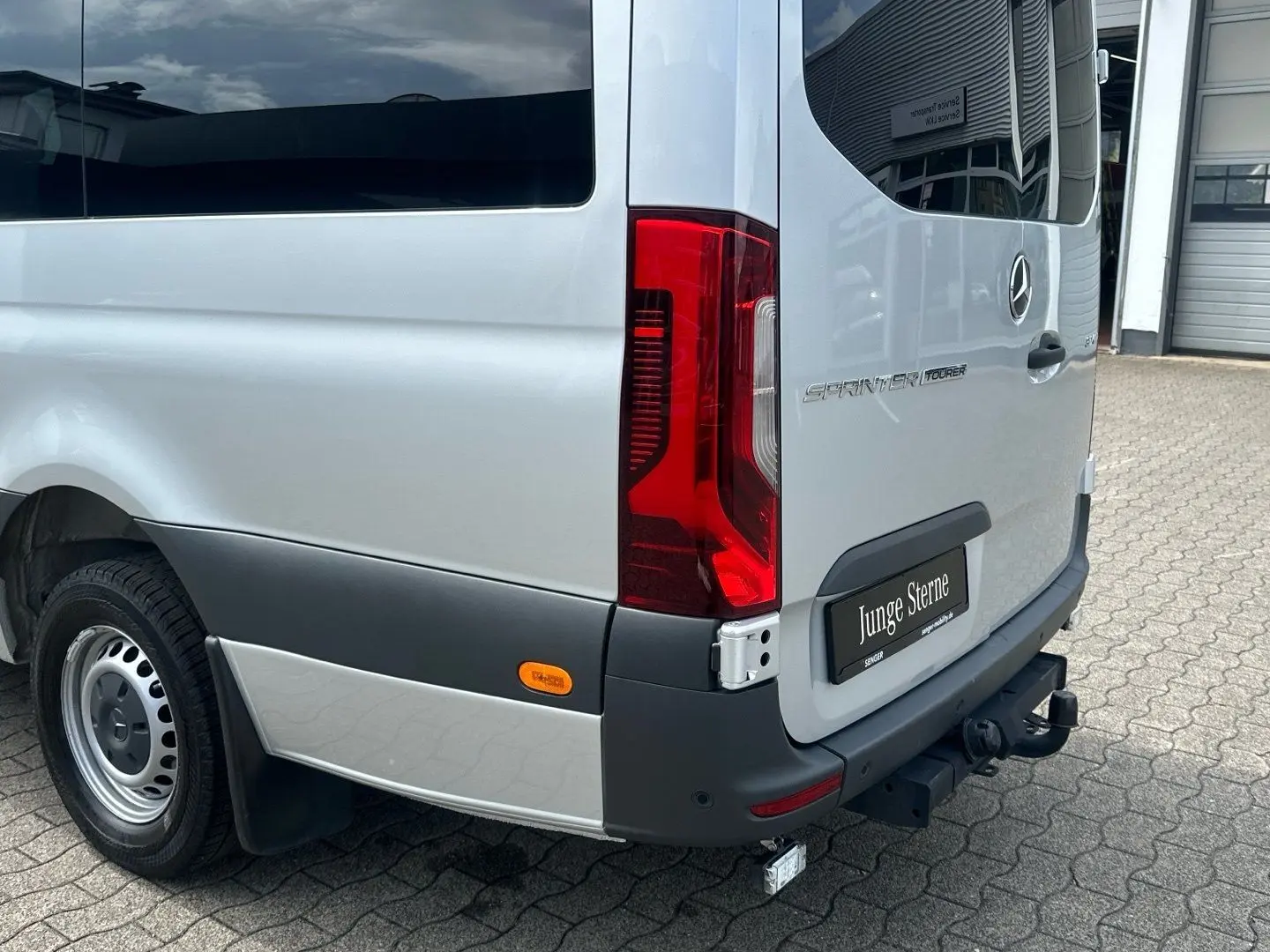 MERCEDES BENZ Sprinter 317 CDI L3H2 Dachklima 9G LEASING