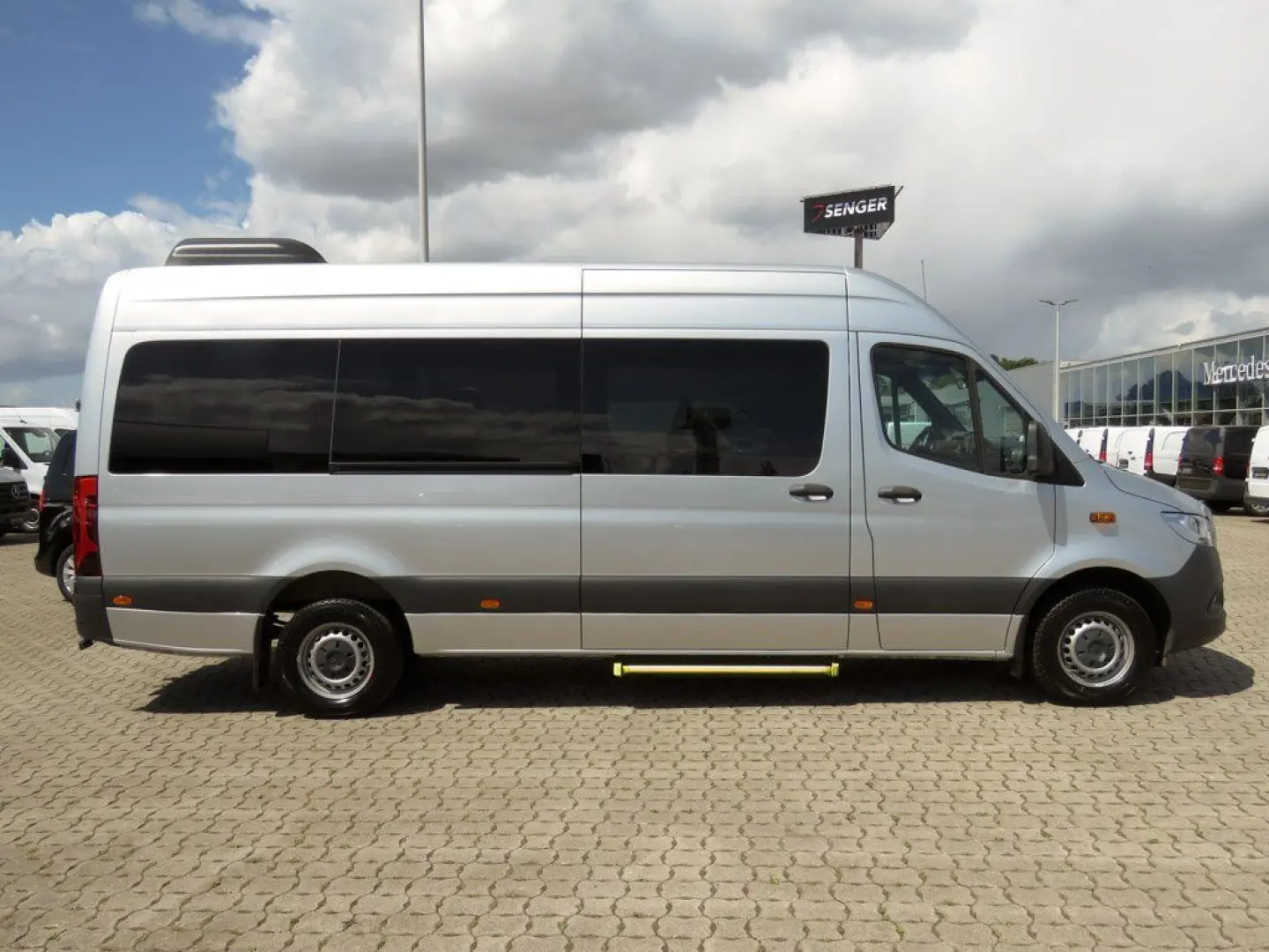 MERCEDES BENZ Sprinter 317 CDI L3H2 Dachklima 360° LEASING