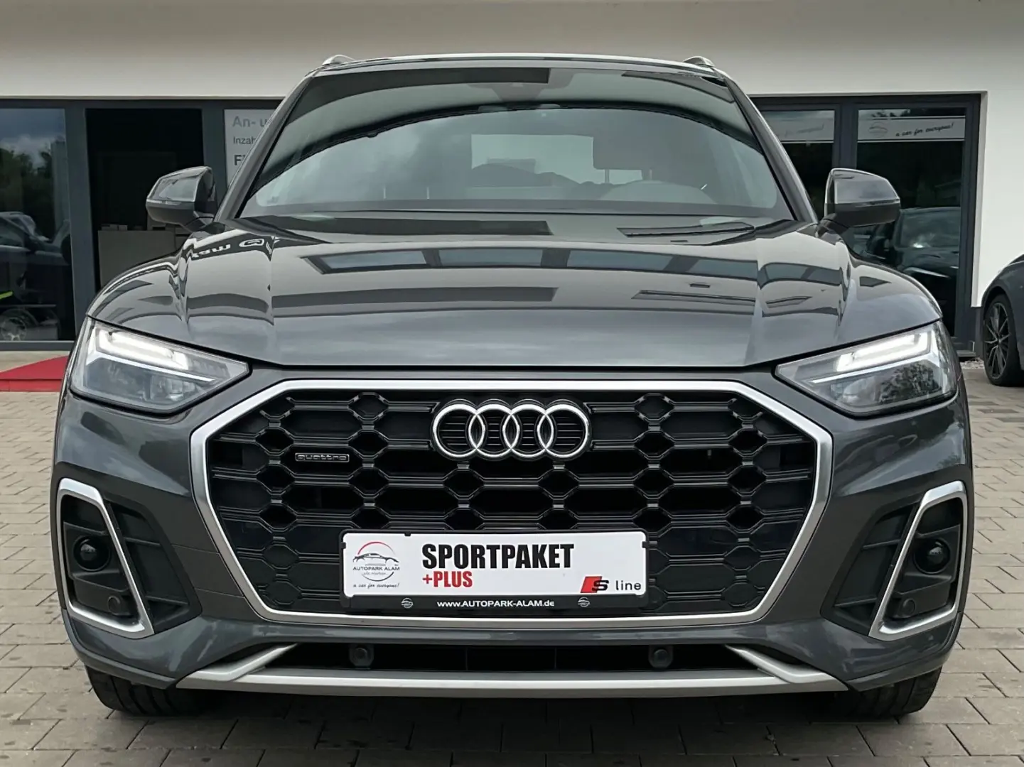 AUDI Q5 40 TDI quattro S line S-tr. LED Navi LEASING