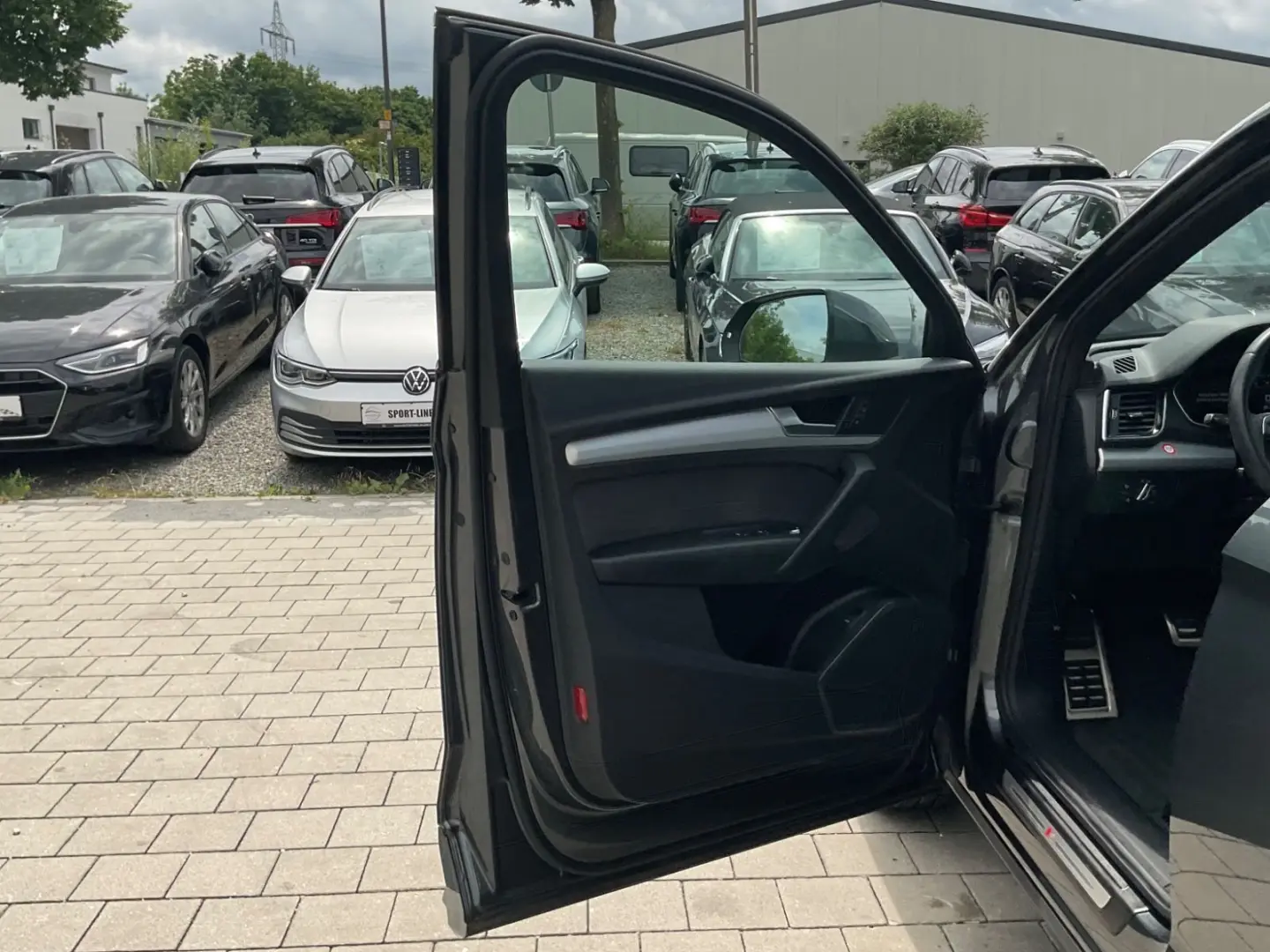 AUDI Q5 40 TDI quattro S line S-tr. LED Navi LEASING