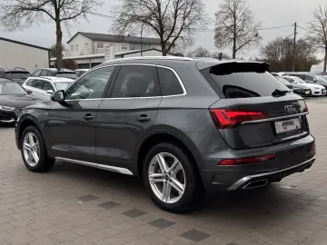 AUDI Q5 40 TDI quattro S-tronic
