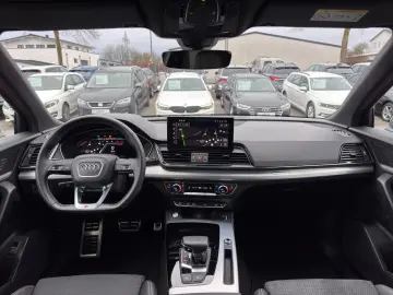 AUDI Q5 40 TDI quattro S-tronic