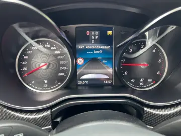 MERCEDES BENZ V300 d