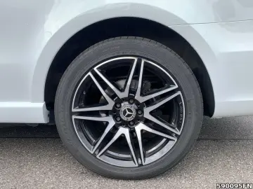 MERCEDES BENZ V300 EAV/XXL 4MATIC AMG *DISTRONIC
