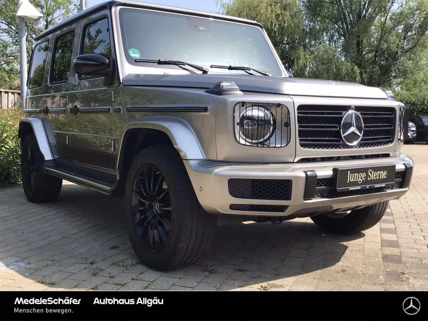 MERCEDES BENZ G400 d STRONGER THAN TIME Night Dis Bur SHD