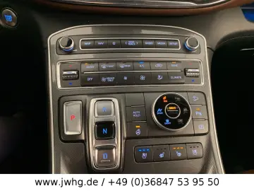 Santa Fe Prime Hybrid 4WD LED 19