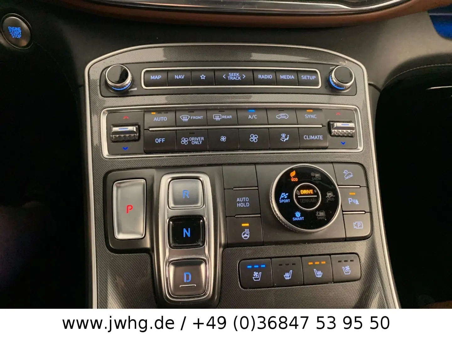 Santa Fe Prime Hybrid 4WD LED 19