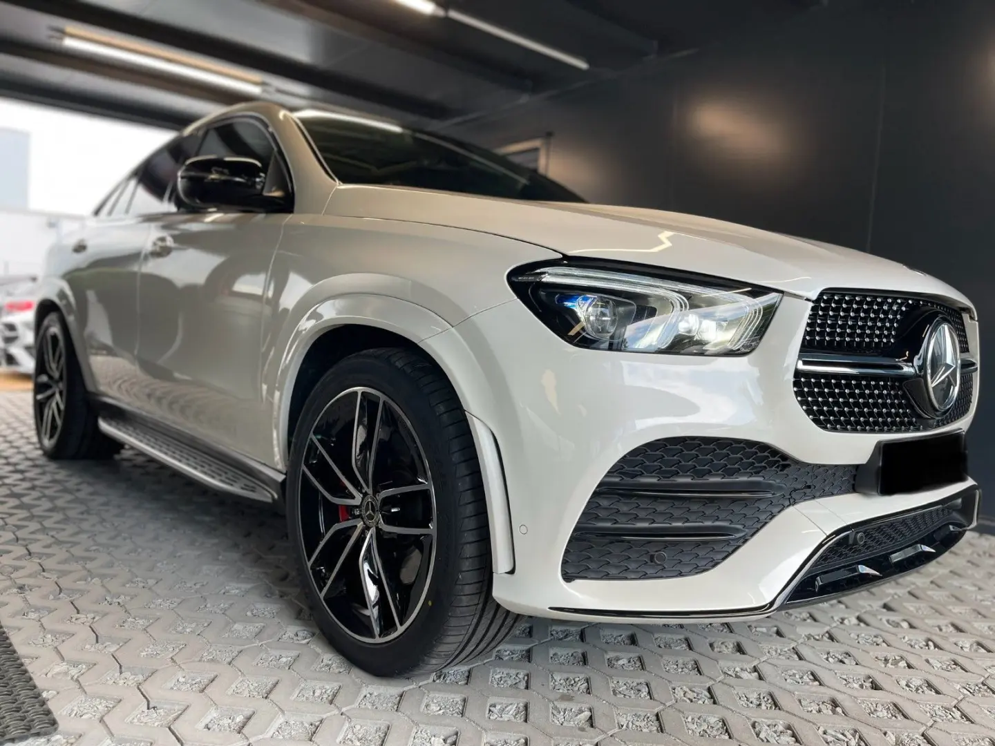 GLE 350e 4M Coupé  AMG PANO MBEAM AIRM BURM 22