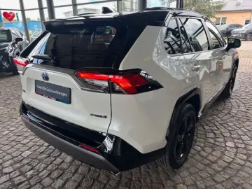 RAV 4 2.5 4x2 Hybrid Style Selection