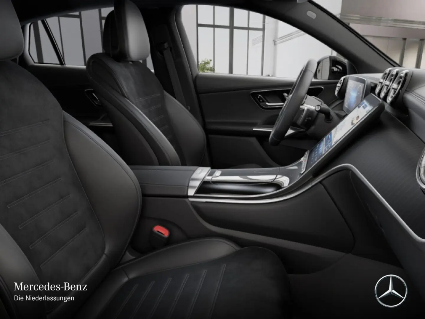 GLC 200 4M AMG+NIGHT+PANO+360+AHK+TOTW+KEYLESS