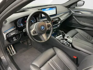 530e Limousine M Sport, AHK, Head-Up, H&K, etc.