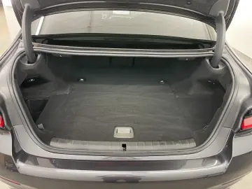 530e Limousine M Sport, AHK, Head-Up, H&K, etc.