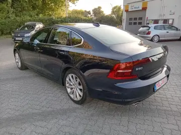S90 Lim. Momentum * 1.Hand * INSP+TÜV neu * Top
