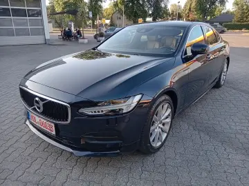 S90 Lim. Momentum * 1.Hand * INSP+TÜV neu * Top