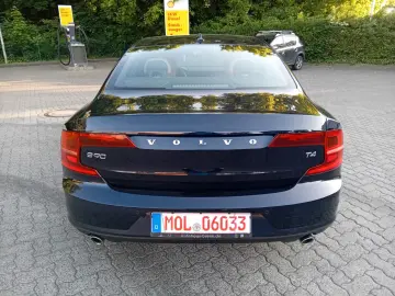 S90 Lim. Momentum * 1.Hand * INSP+TÜV neu * Top