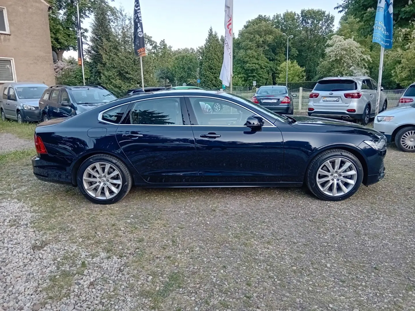 S90 Lim. Momentum * 1.Hand * INSP+TÜV neu * Top