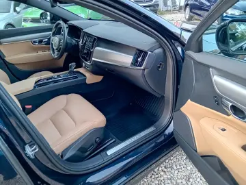 S90 Lim. Momentum * 1.Hand * INSP+TÜV neu * Top