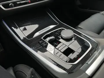 X5 xDrive40i M Sport Pro AHK PANO Sitzklima h&k